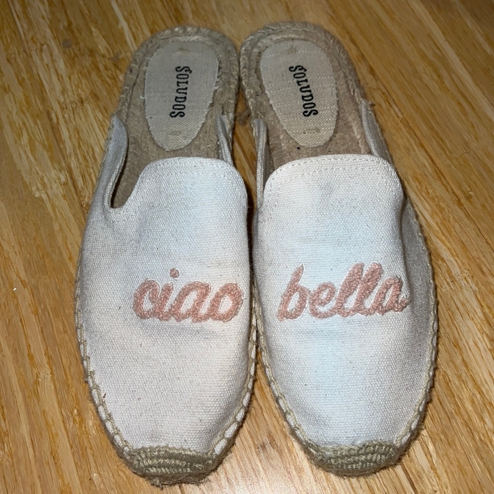 Size 7.5 Soludos slip on espadrilles